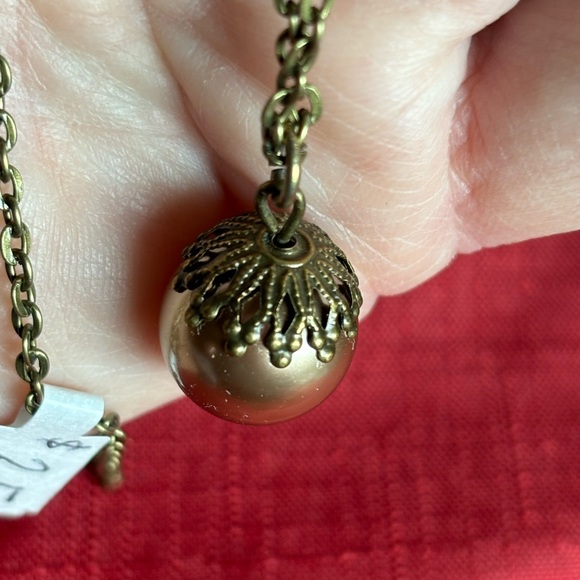 Swarovski Pearl Necklace - NWT - Picture 5 of 8